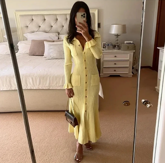 Long yellow ribbed cardigan dress with buttons, mirror selfie